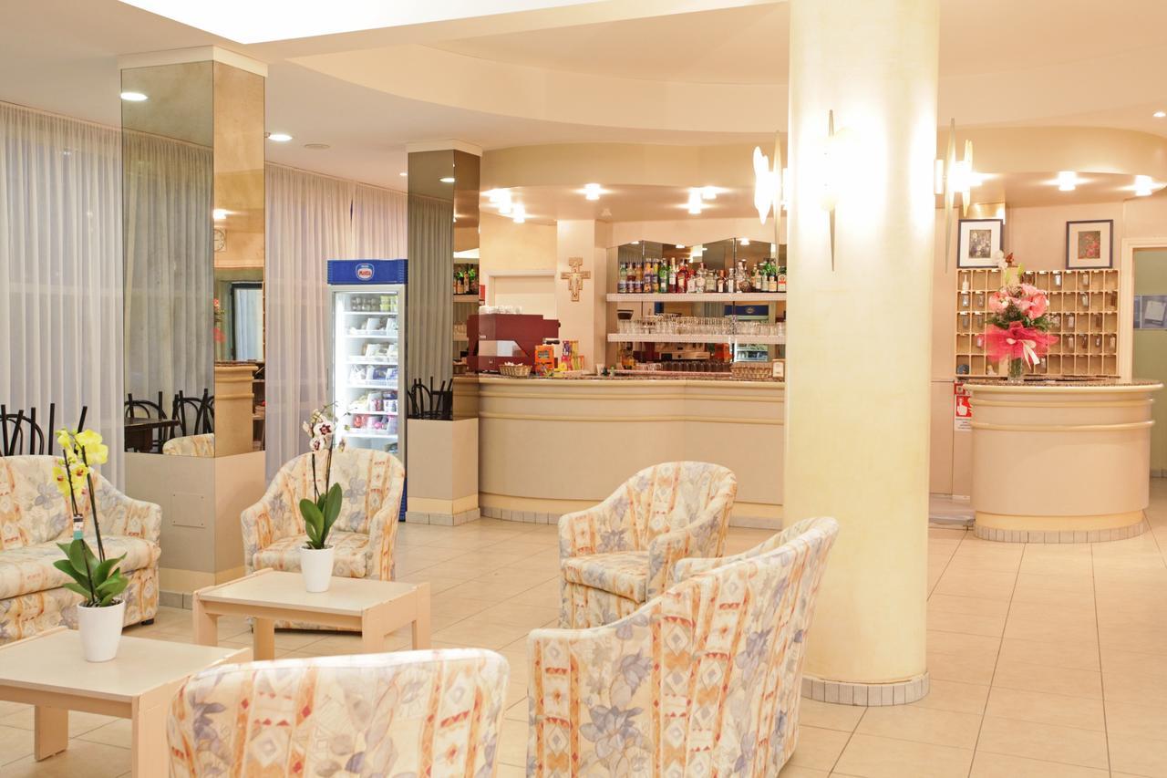 Hotel Santa Maria 체르비아 외부 사진
