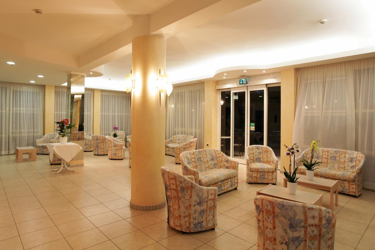 Hotel Santa Maria 체르비아 외부 사진